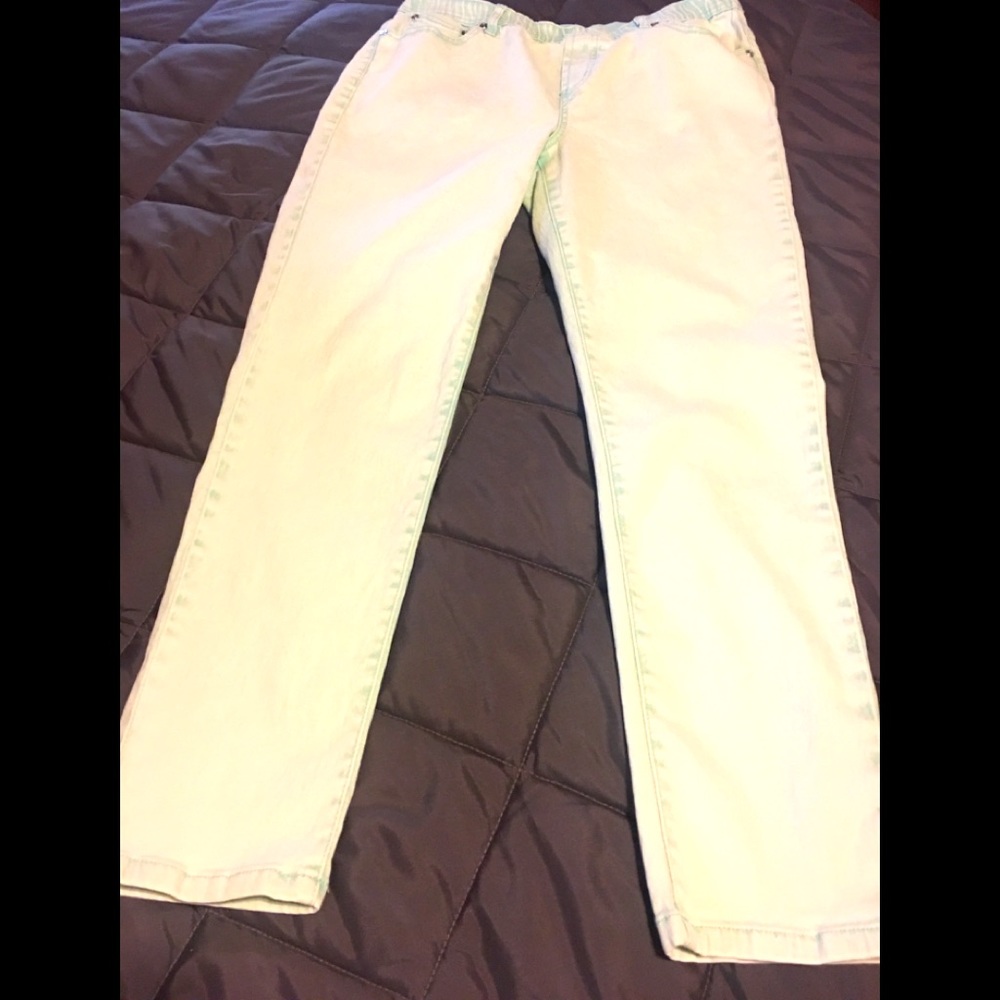 DG2 Jeans-Closet clear out!
